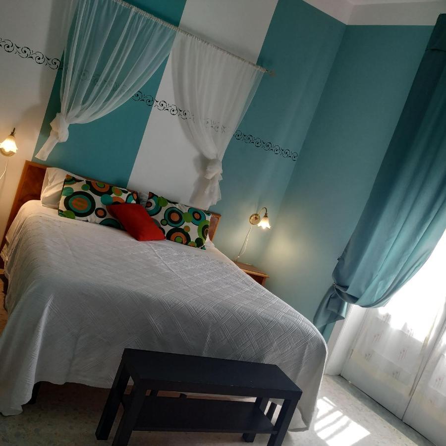 Hotel La Congiura Dei Baroni Teggiano Екстериор снимка