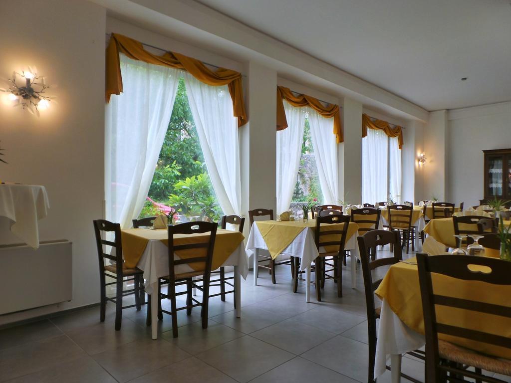 Hotel La Congiura Dei Baroni Teggiano Екстериор снимка